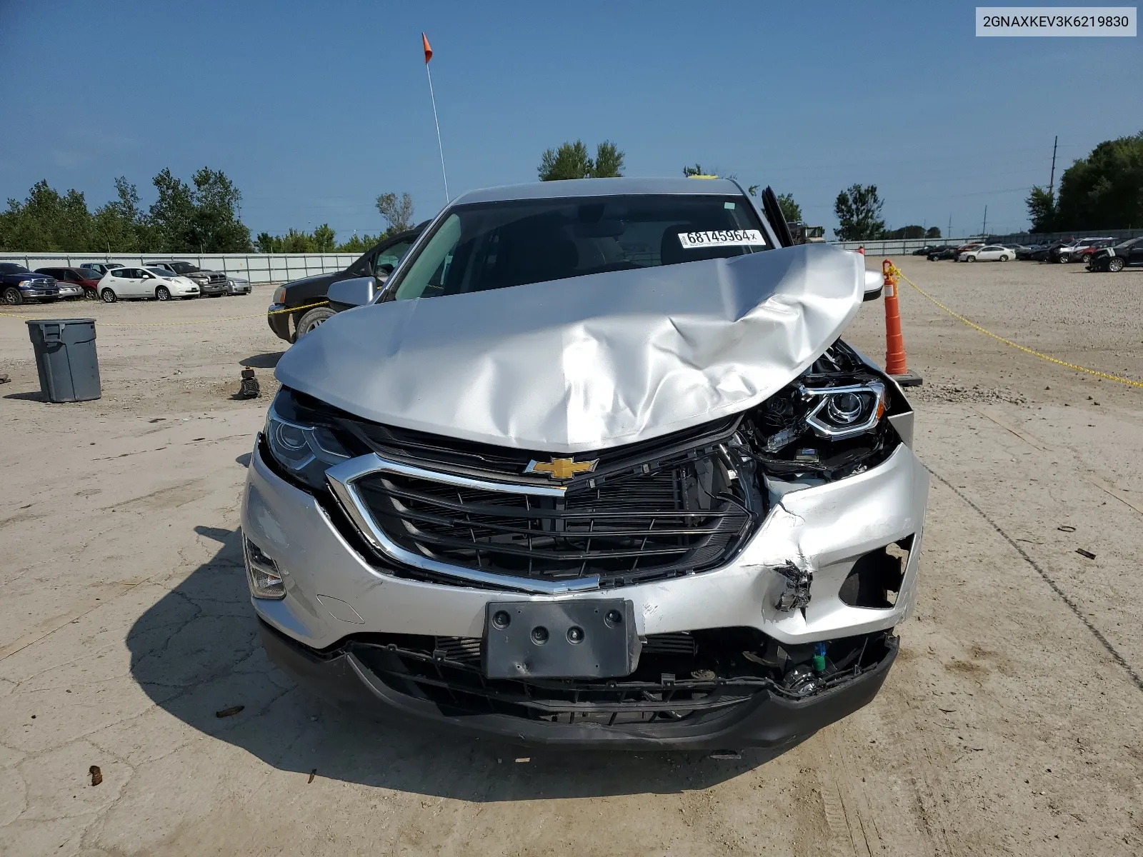 2019 Chevrolet Equinox Lt VIN: 2GNAXKEV3K6219830 Lot: 68145964