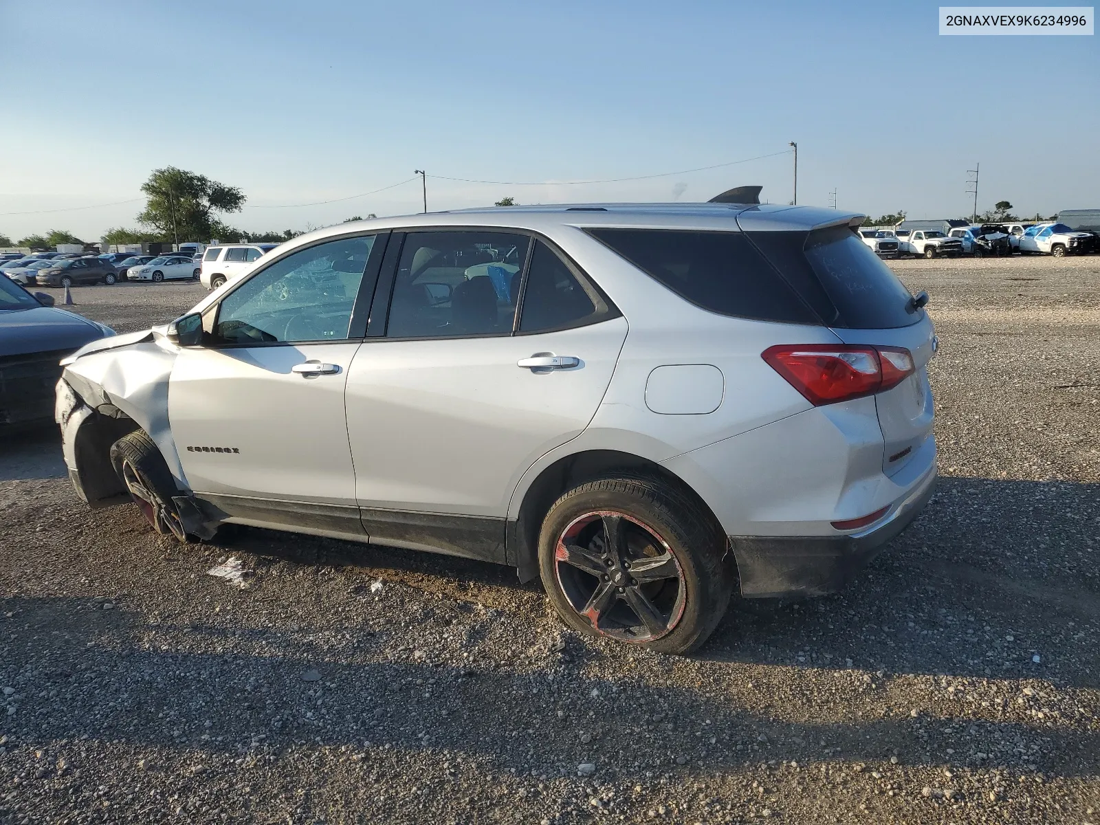 2GNAXVEX9K6234996 2019 Chevrolet Equinox Lt