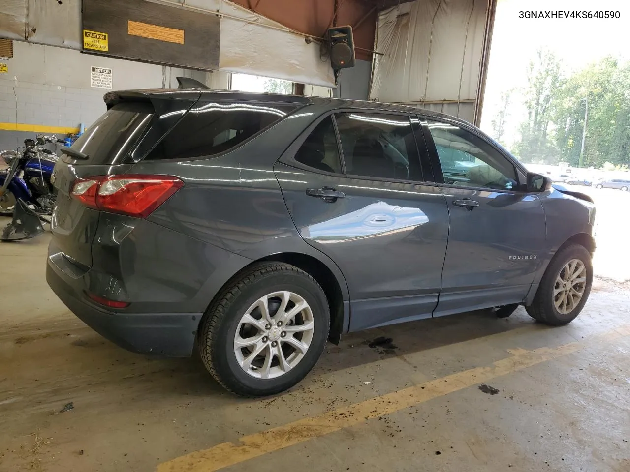 2019 Chevrolet Equinox Ls VIN: 3GNAXHEV4KS640590 Lot: 70303404