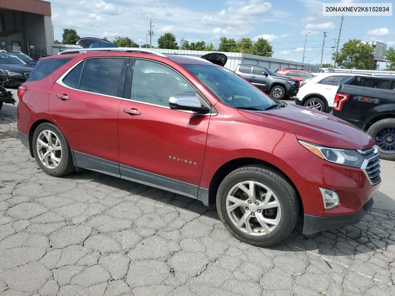 2GNAXNEV2K6152834 2019 Chevrolet Equinox Premier