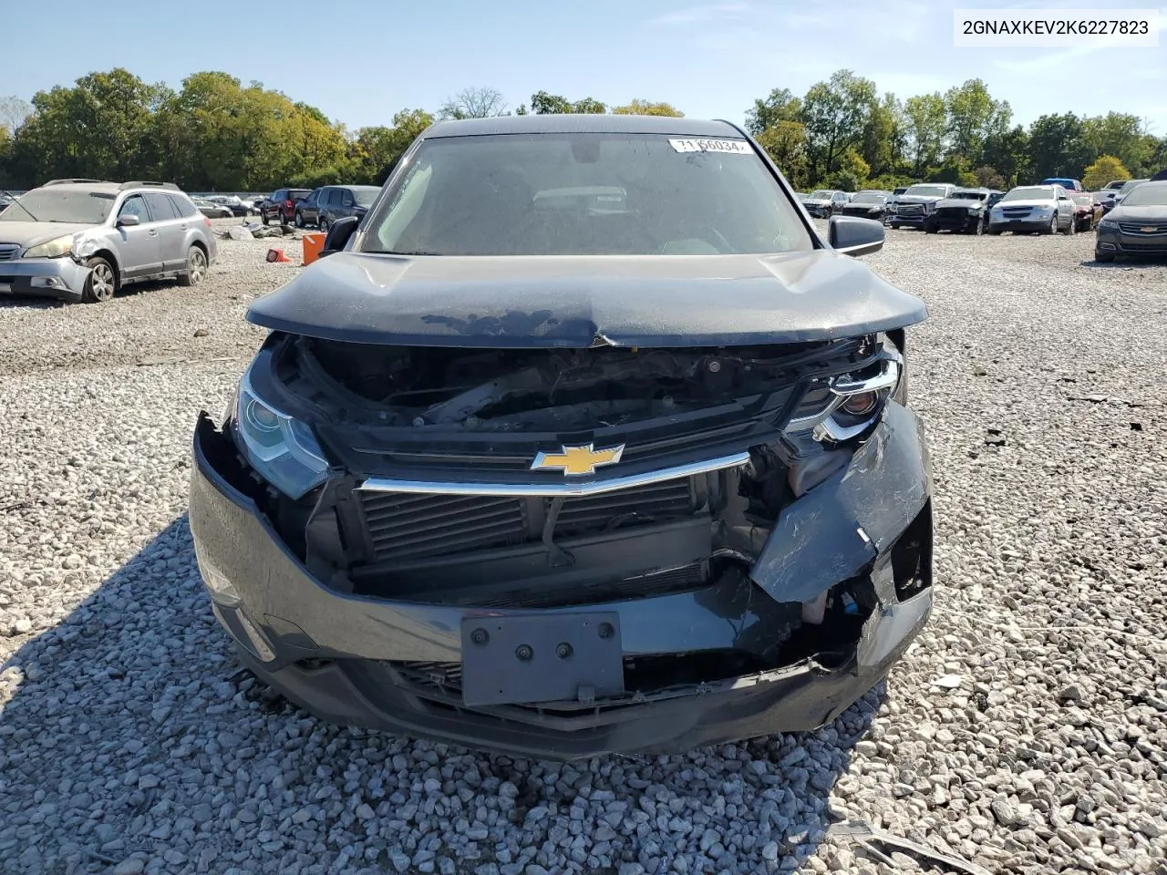 2019 Chevrolet Equinox Lt VIN: 2GNAXKEV2K6227823 Lot: 71156034