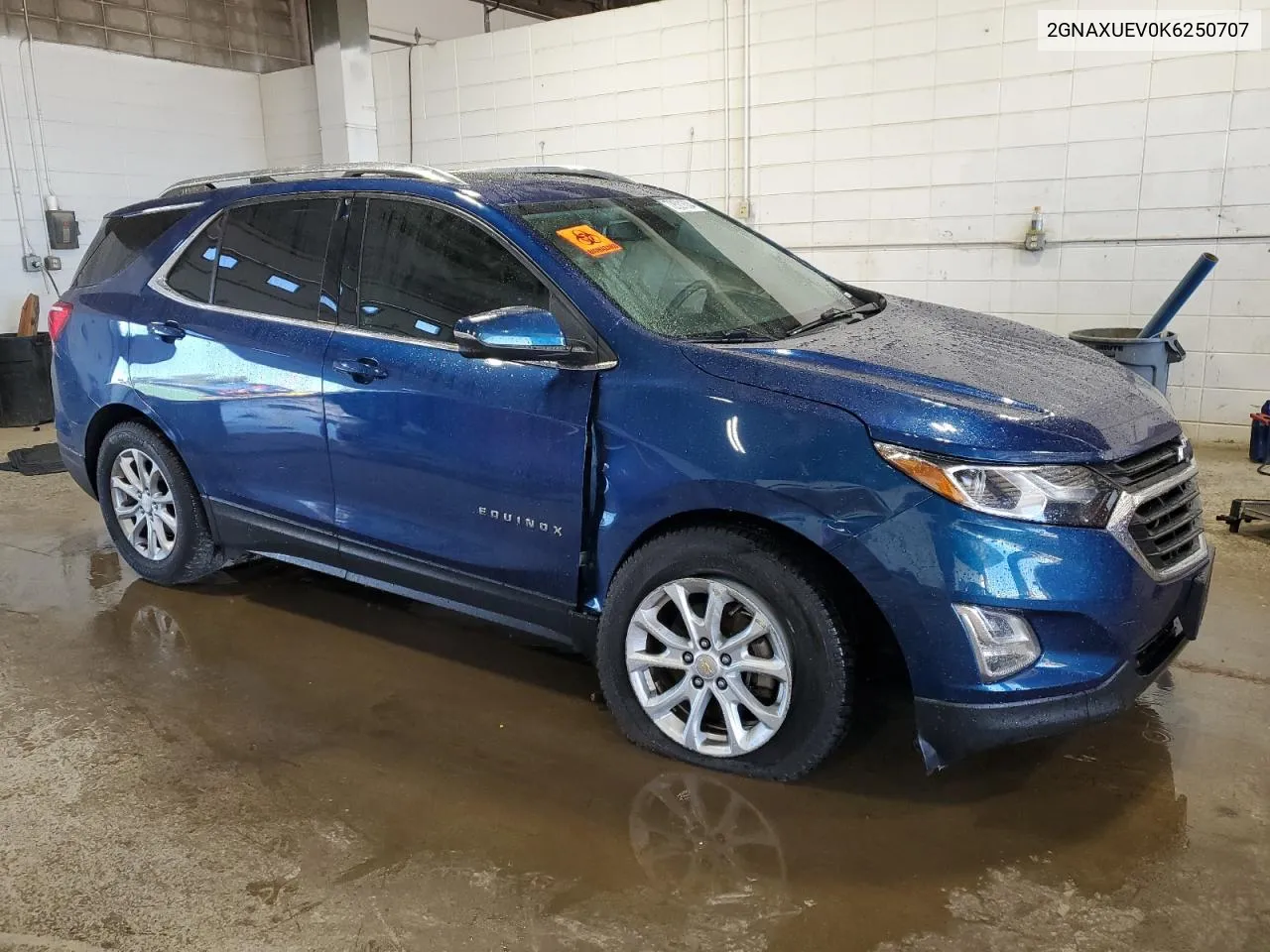 2GNAXUEV0K6250707 2019 Chevrolet Equinox Lt