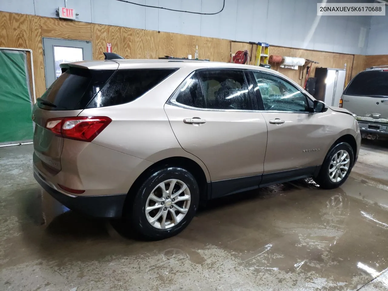 2019 Chevrolet Equinox Lt VIN: 2GNAXUEV5K6170688 Lot: 74674984