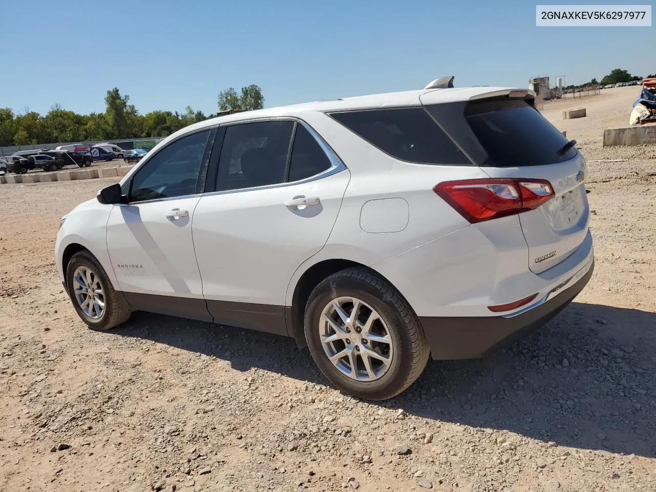 2019 Chevrolet Equinox Lt VIN: 2GNAXKEV5K6297977 Lot: 74810424