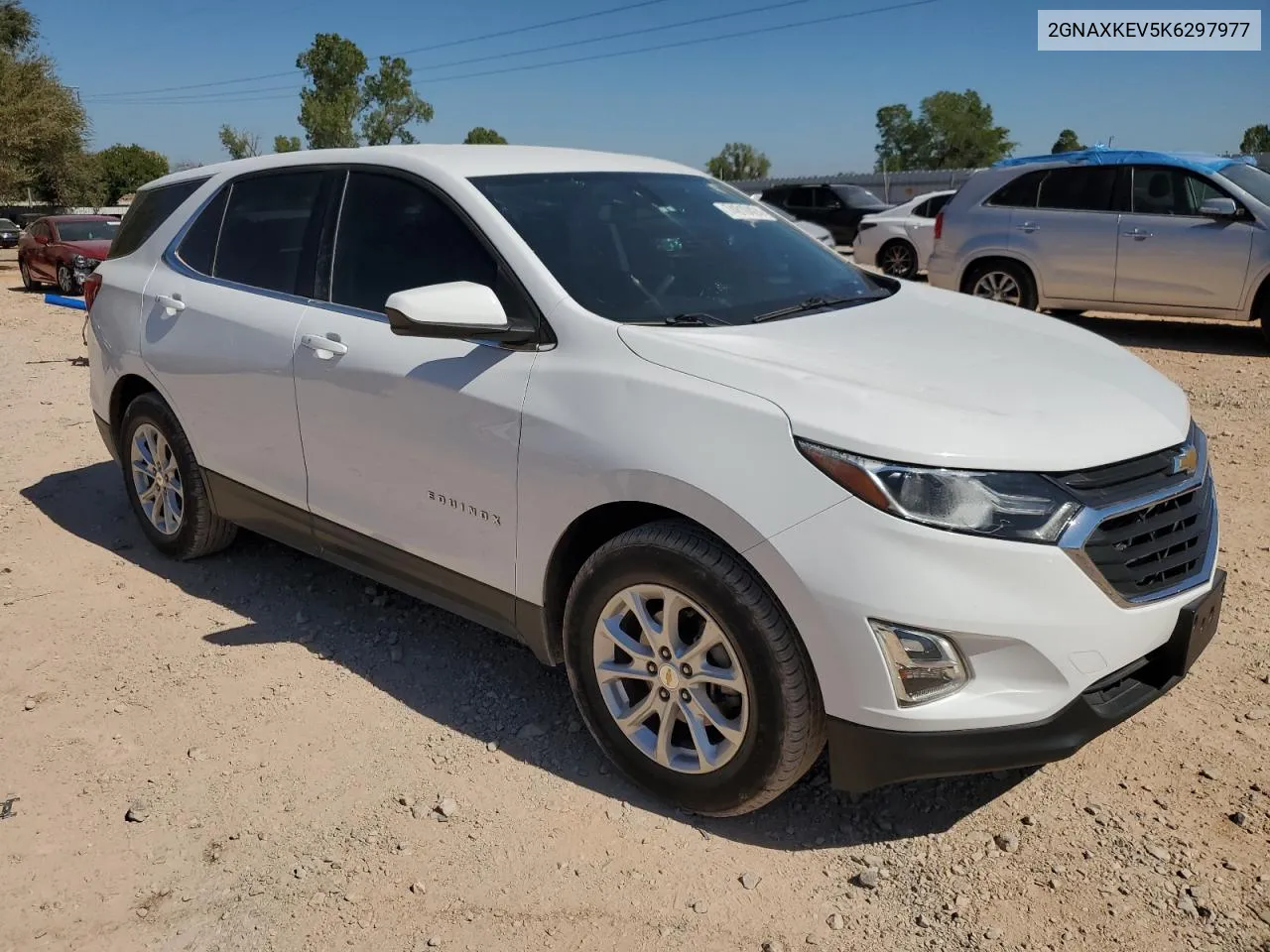 2019 Chevrolet Equinox Lt VIN: 2GNAXKEV5K6297977 Lot: 74810424