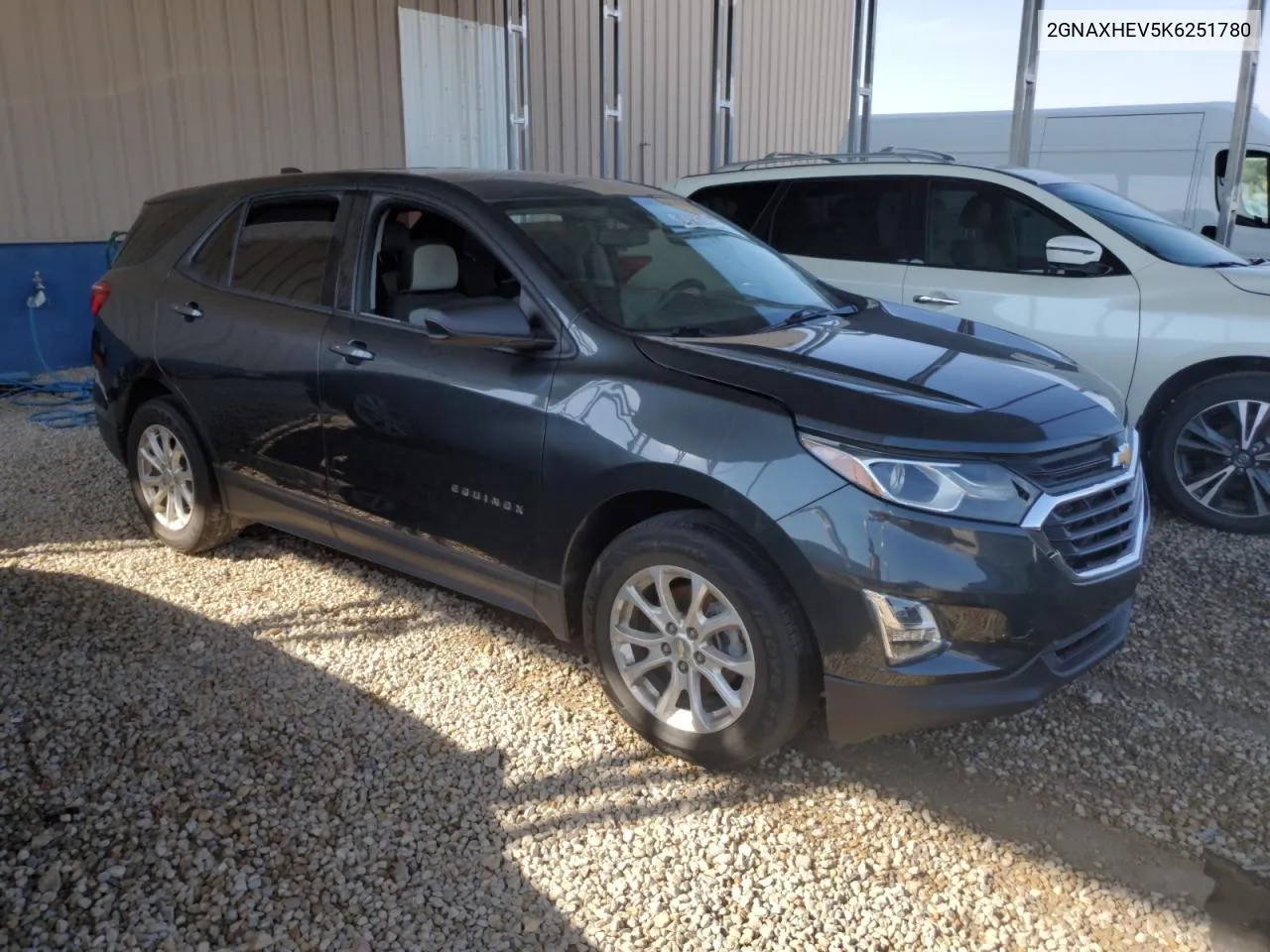 2019 Chevrolet Equinox Ls VIN: 2GNAXHEV5K6251780 Lot: 74918164