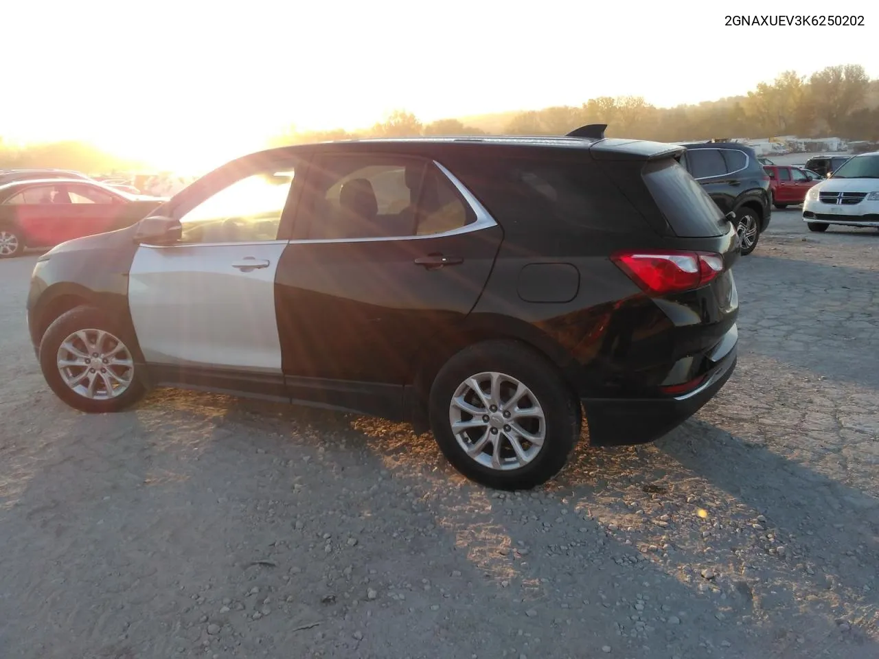 2019 Chevrolet Equinox Lt VIN: 2GNAXUEV3K6250202 Lot: 76459284