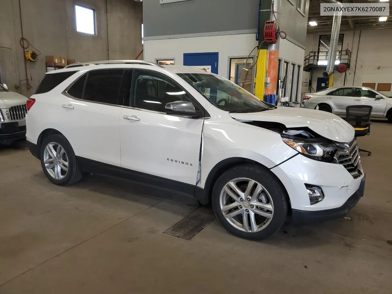 2GNAXYEX7K6270087 2019 Chevrolet Equinox Premier