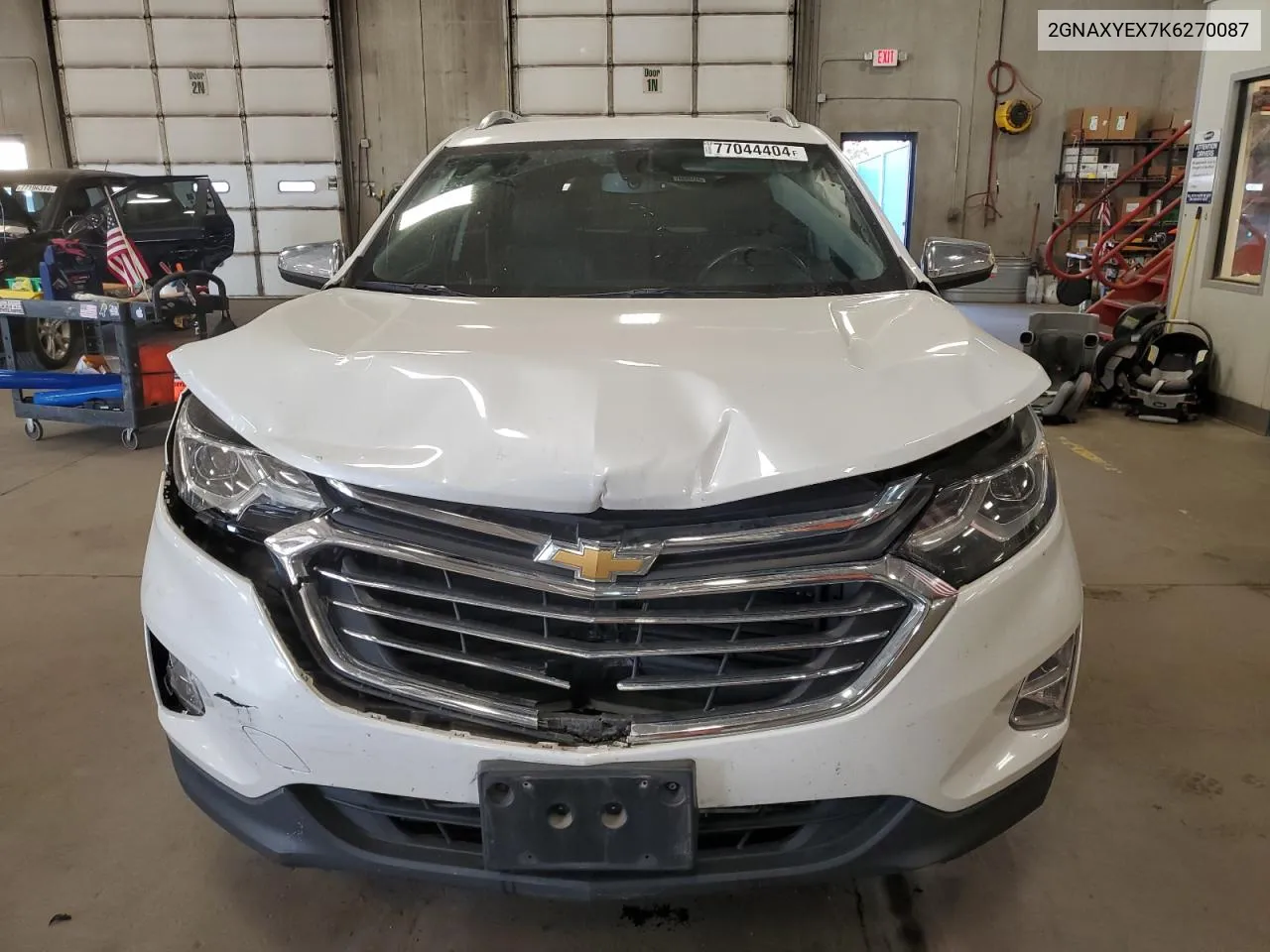 2GNAXYEX7K6270087 2019 Chevrolet Equinox Premier