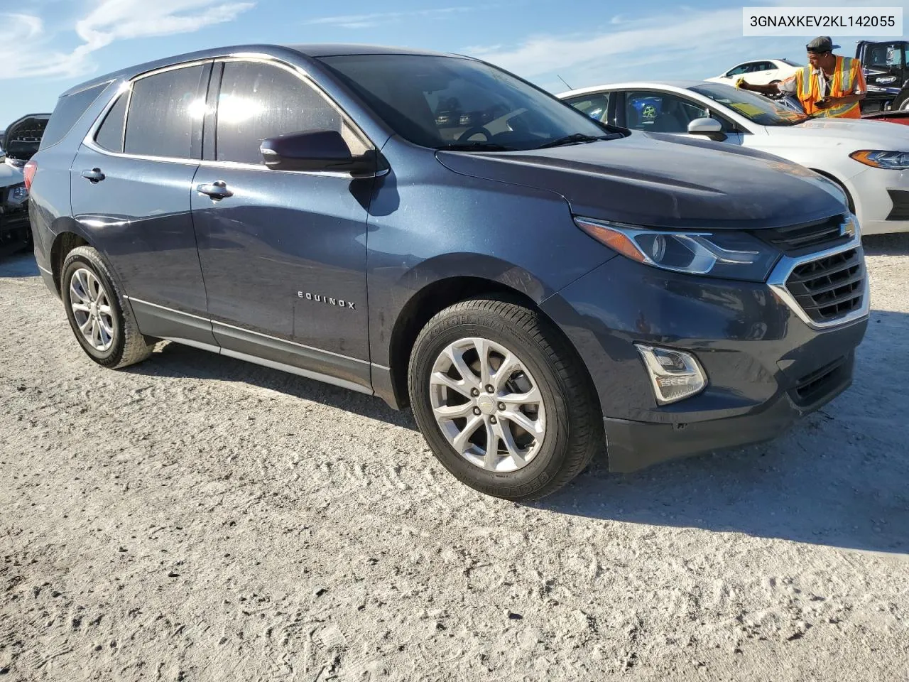 2019 Chevrolet Equinox Lt VIN: 3GNAXKEV2KL142055 Lot: 77829354