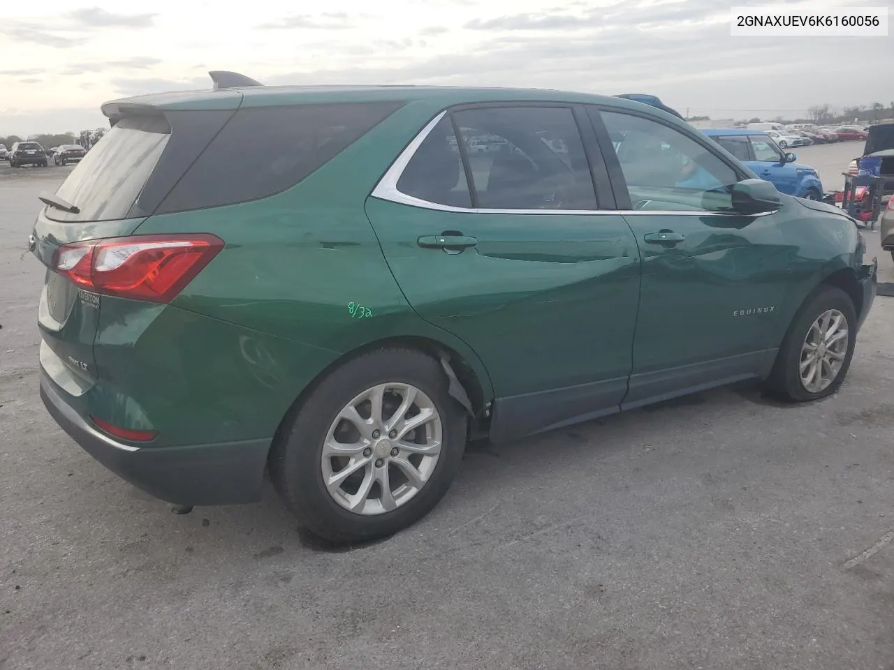 2GNAXUEV6K6160056 2019 Chevrolet Equinox Lt