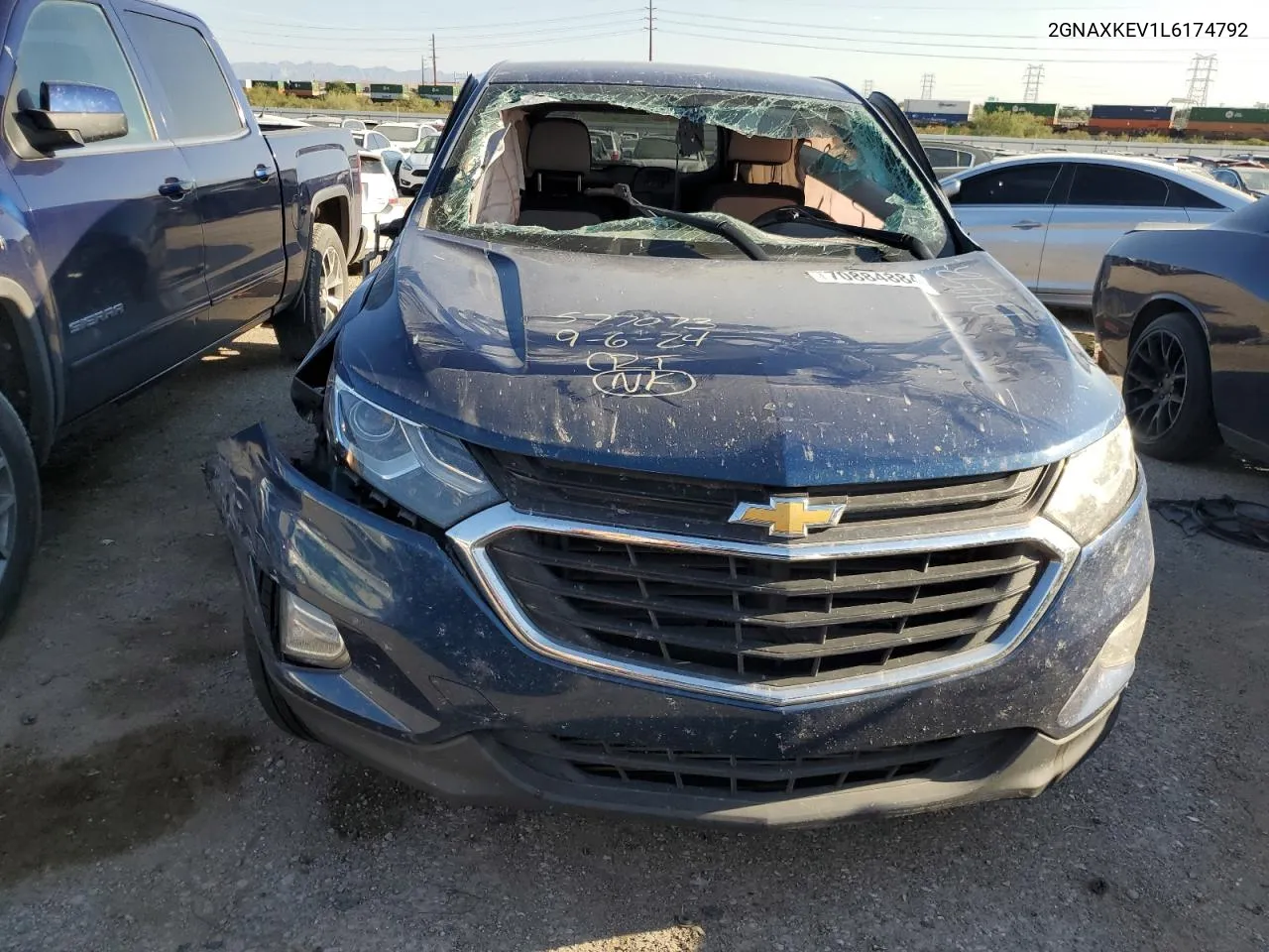 2020 Chevrolet Equinox Lt VIN: 2GNAXKEV1L6174792 Lot: 70884884