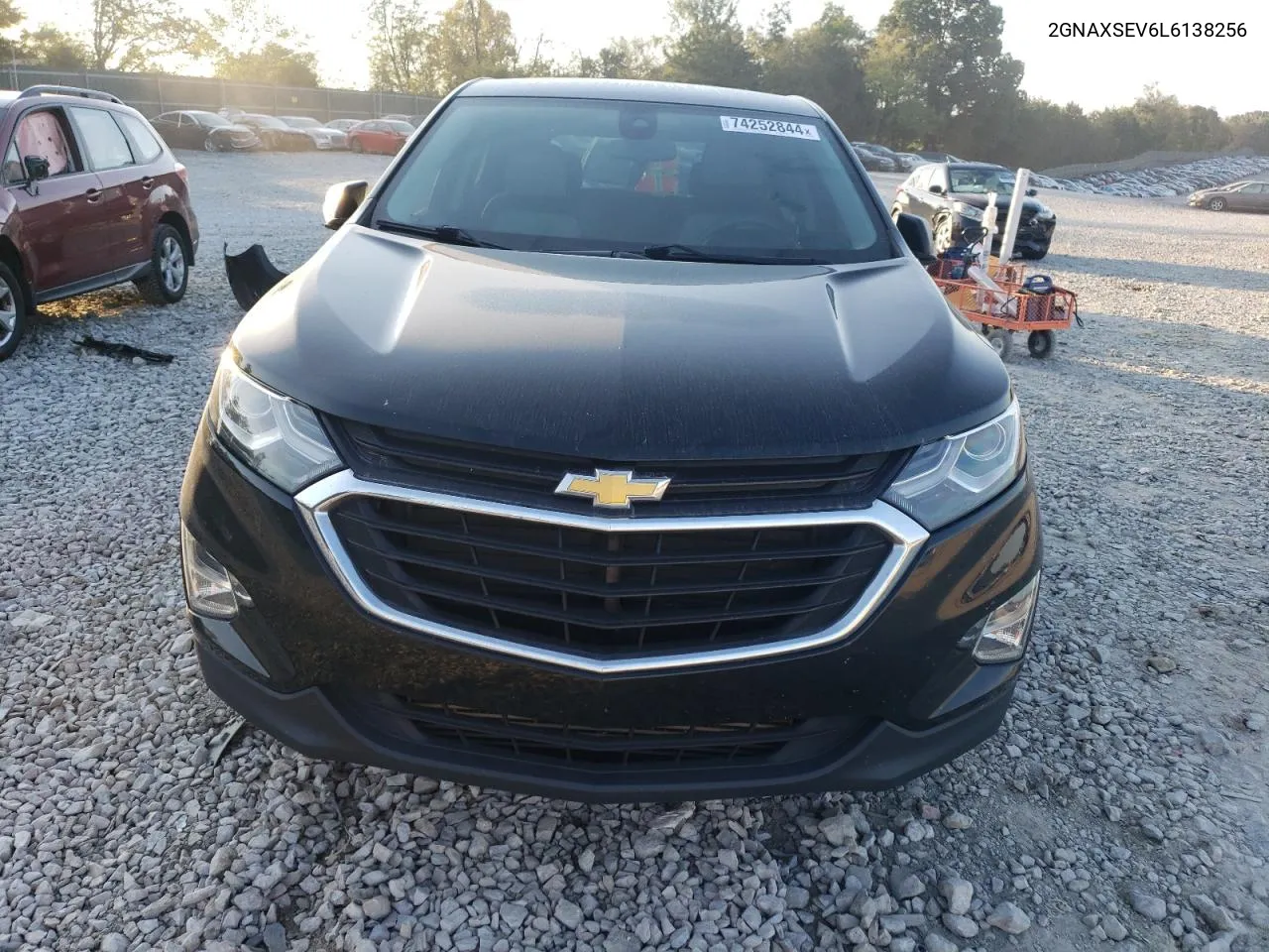 2020 Chevrolet Equinox Ls VIN: 2GNAXSEV6L6138256 Lot: 74252844