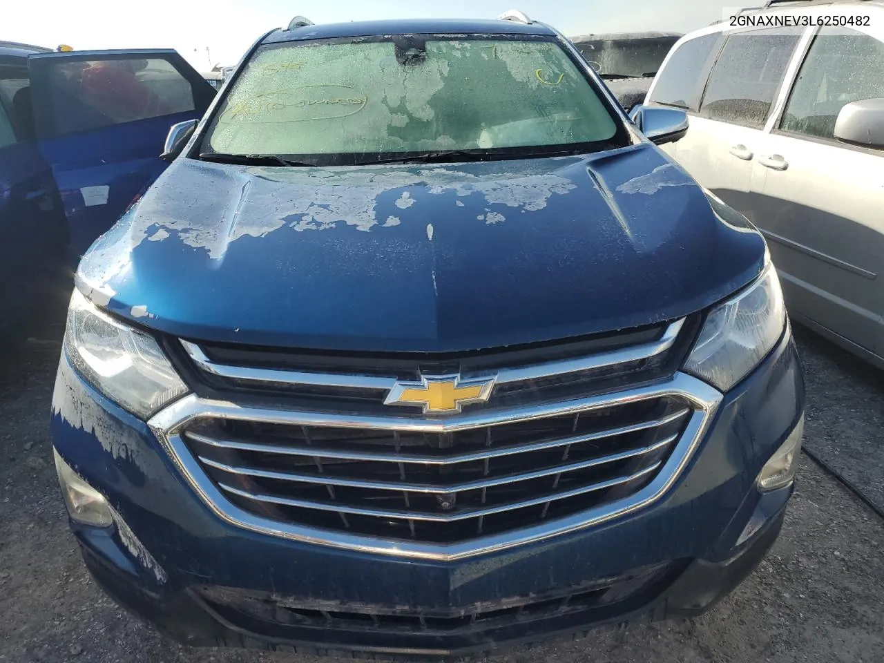 2020 Chevrolet Equinox Premier VIN: 2GNAXNEV3L6250482 Lot: 74829164