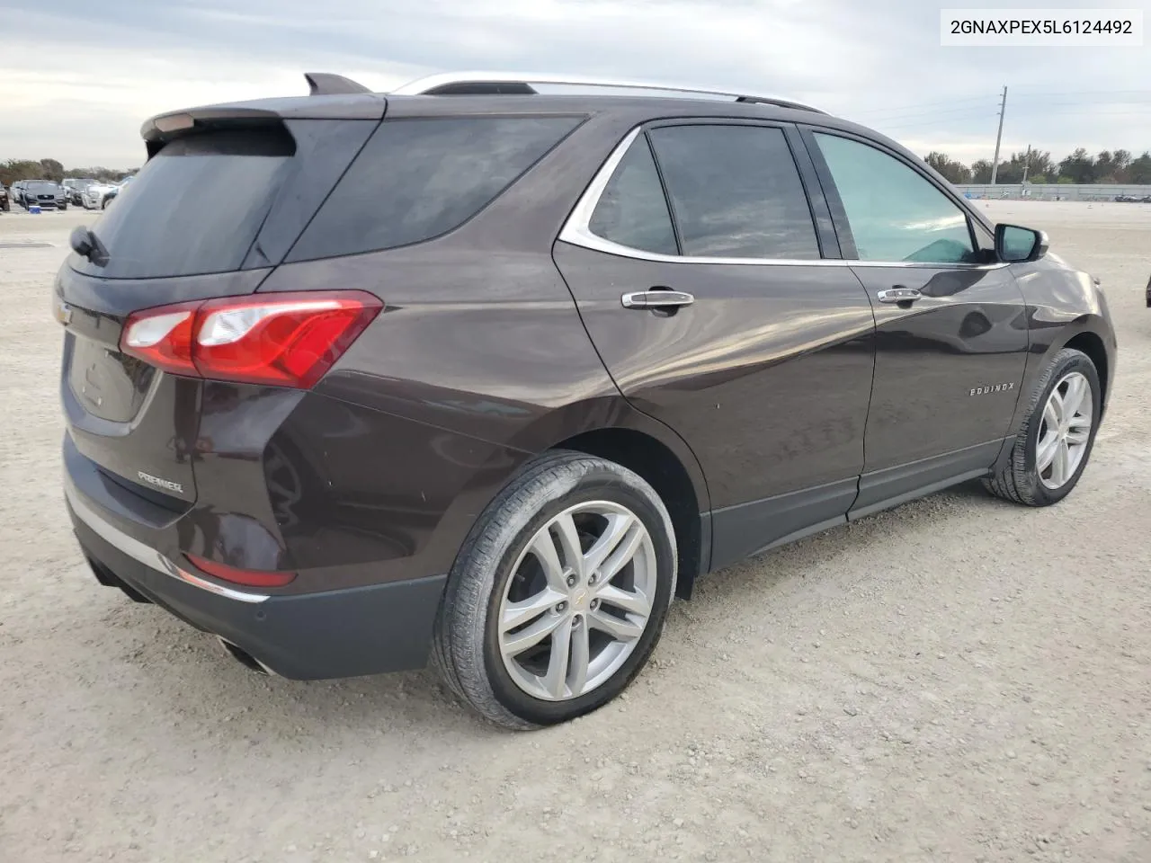 2020 Chevrolet Equinox Premier VIN: 2GNAXPEX5L6124492 Lot: 76974564