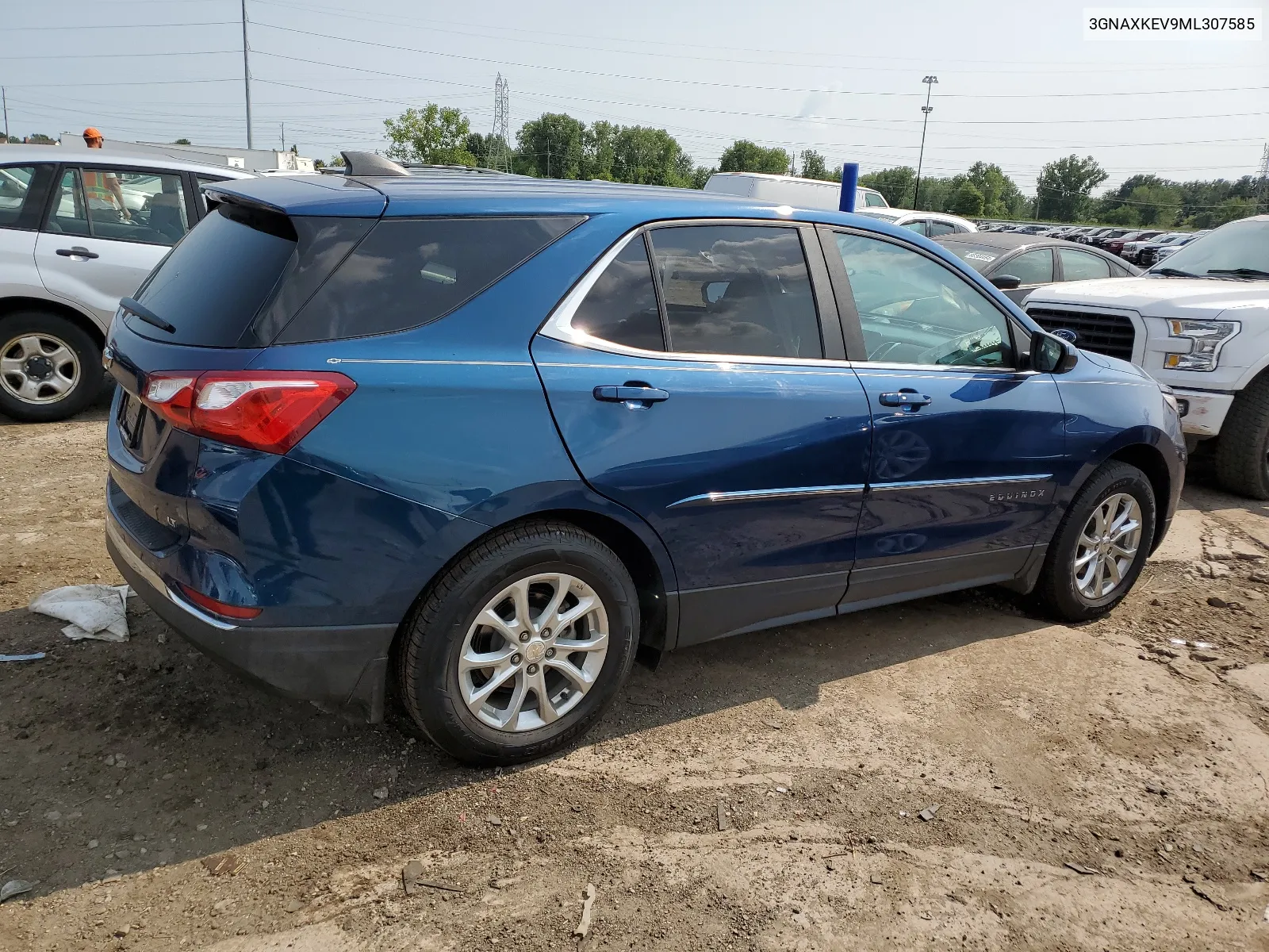 2021 Chevrolet Equinox Lt VIN: 3GNAXKEV9ML307585 Lot: 67063244