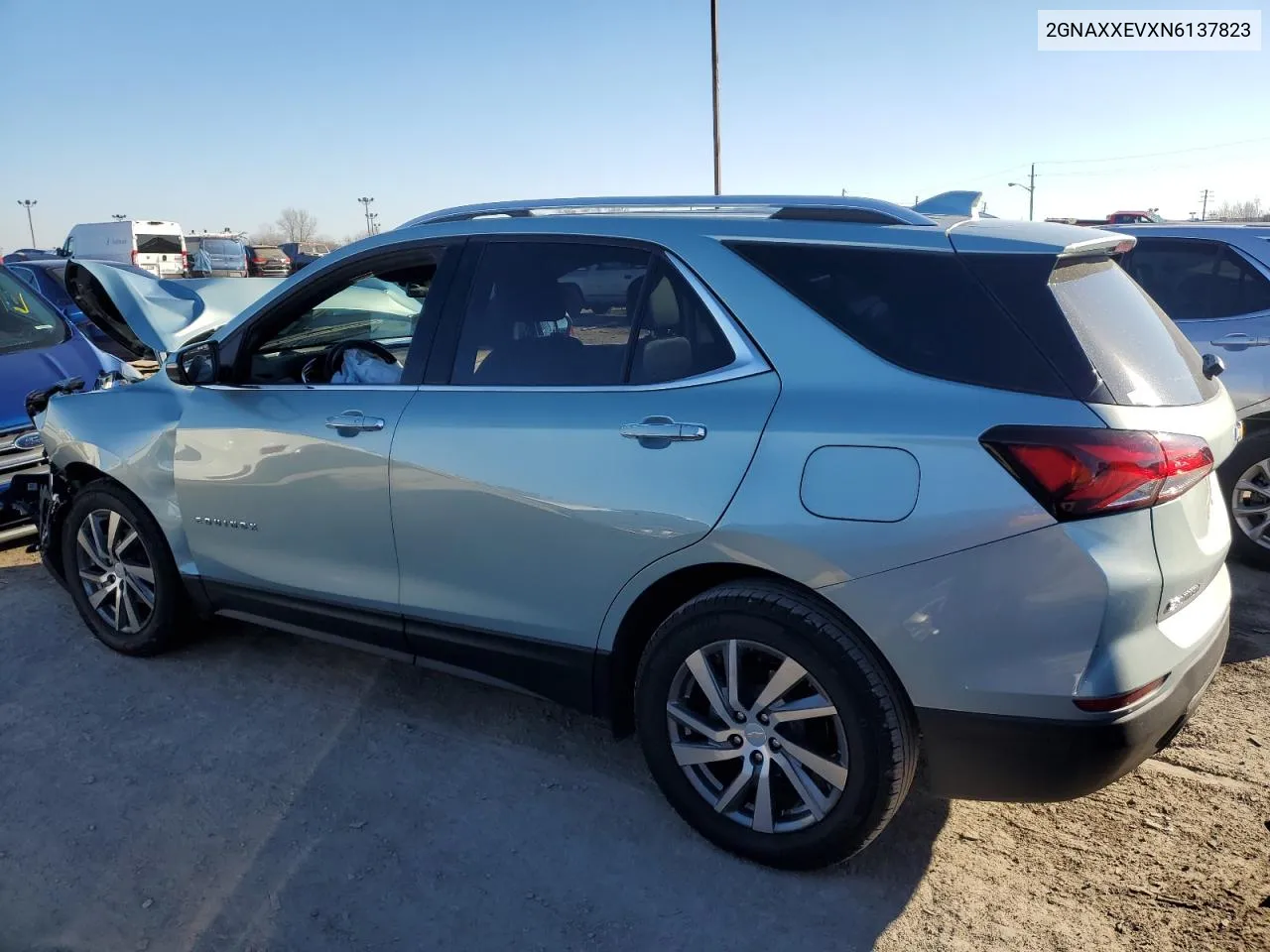 2022 Chevrolet Equinox Premier VIN: 2GNAXXEVXN6137823 Lot: 80081313