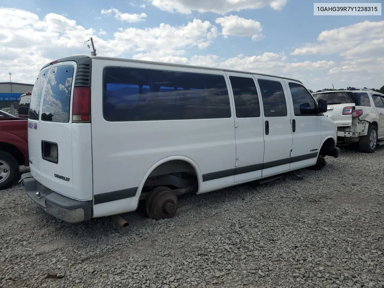 2000 Chevrolet Express G3500 VIN: 1GAHG39R7Y1238315 Lot: 71079494