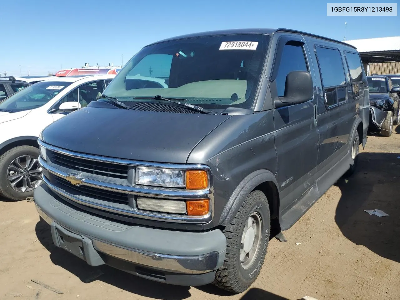 2000 Chevrolet Express G1500 VIN: 1GBFG15R8Y1213498 Lot: 72918044