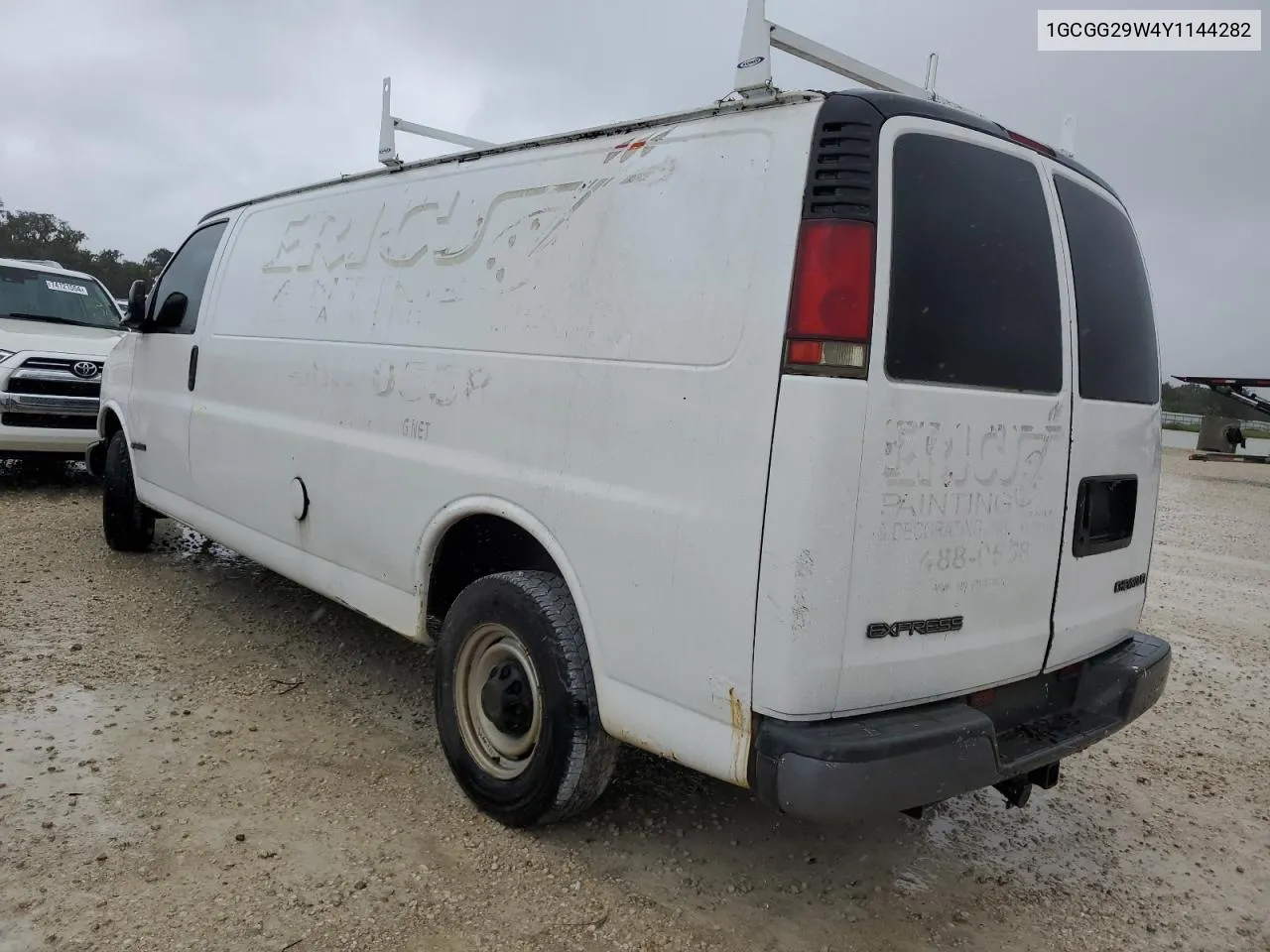 2000 Chevrolet Express G2500 VIN: 1GCGG29W4Y1144282 Lot: 74551234