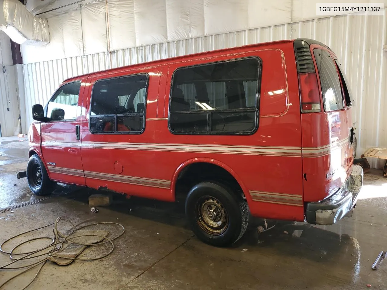 2000 Chevrolet Express G1500 VIN: 1GBFG15M4Y1211137 Lot: 75990404