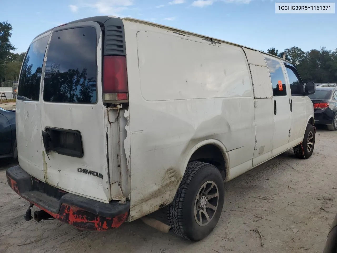 2000 Chevrolet Express G3500 VIN: 1GCHG39R5Y1161371 Lot: 80087914