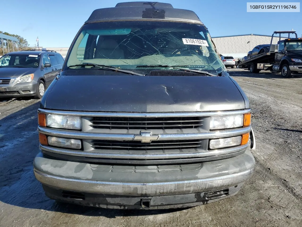 2000 Chevrolet Express G1500 VIN: 1GBFG15R2Y1196746 Lot: 81061924