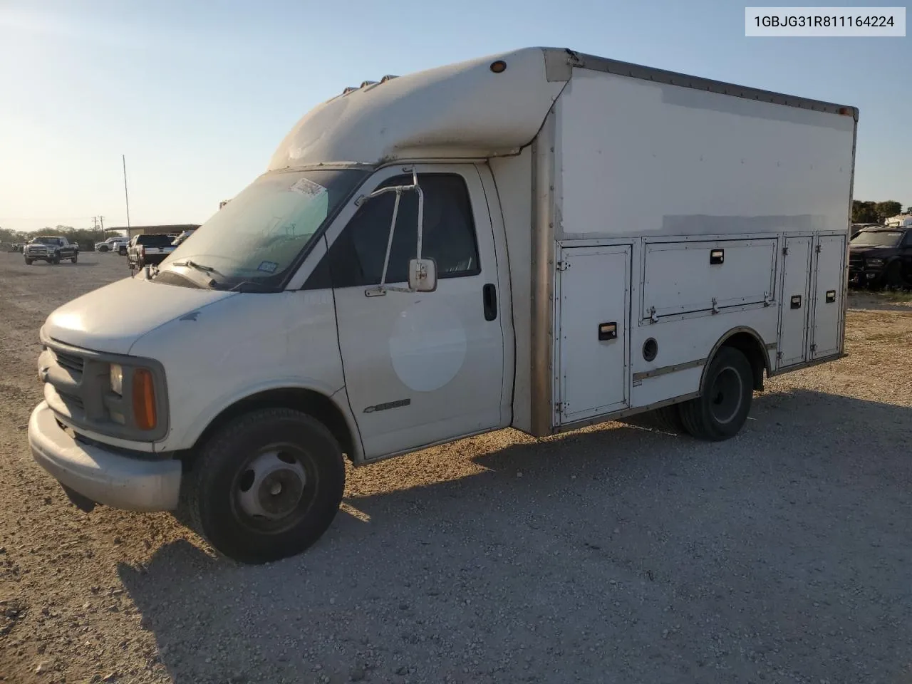 2001 Chevrolet Express Cutaway G3500 VIN: 1GBJG31R811164224 Lot: 71260594