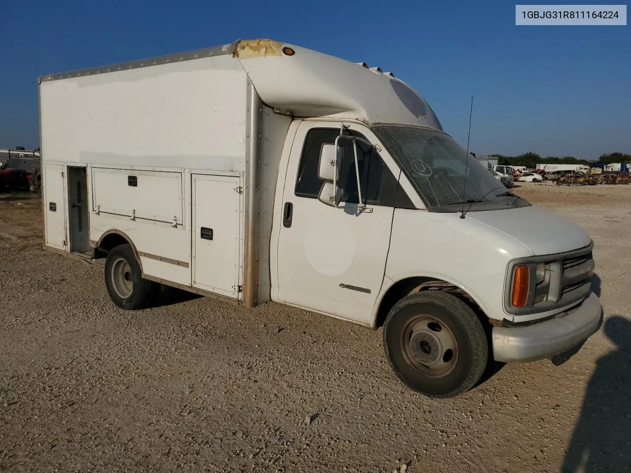 2001 Chevrolet Express Cutaway G3500 VIN: 1GBJG31R811164224 Lot: 71260594