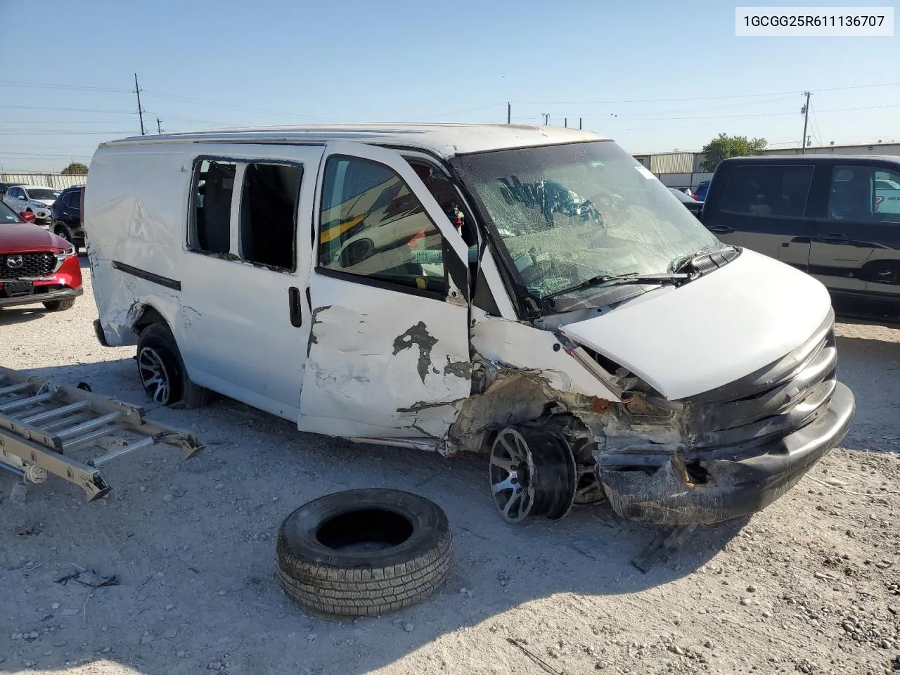 2001 Chevrolet Express G2500 VIN: 1GCGG25R611136707 Lot: 73719074