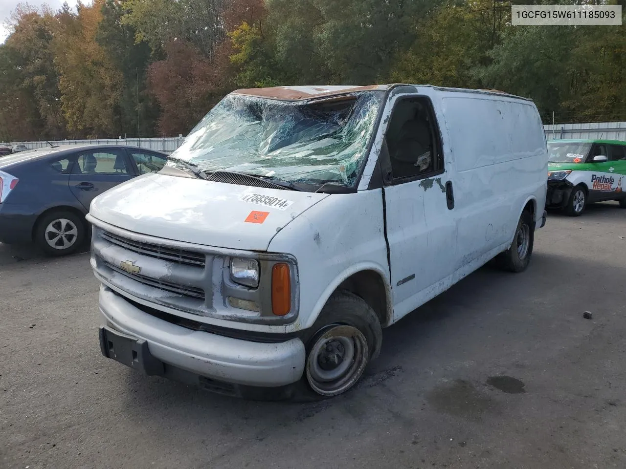 2001 Chevrolet Express G1500 VIN: 1GCFG15W611185093 Lot: 75835014