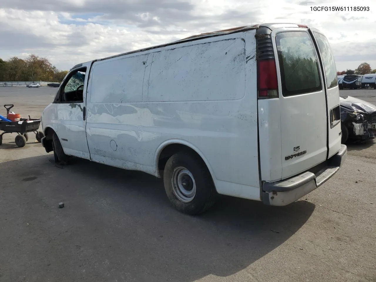 2001 Chevrolet Express G1500 VIN: 1GCFG15W611185093 Lot: 75835014