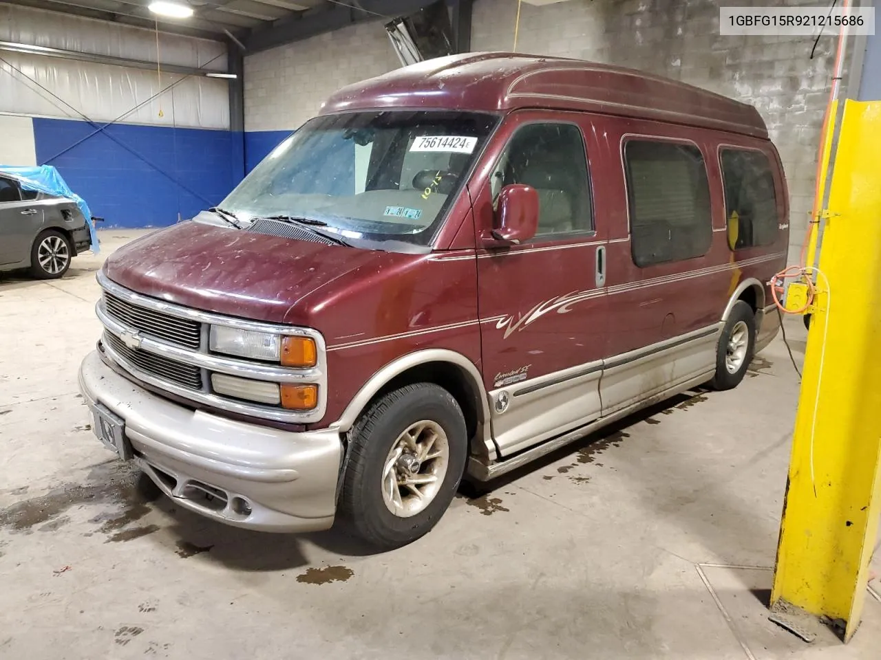 2002 Chevrolet Express G1500 VIN: 1GBFG15R921215686 Lot: 75614424