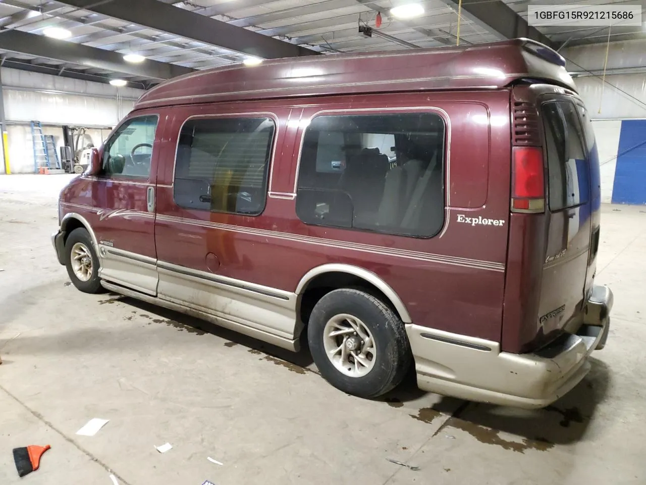 2002 Chevrolet Express G1500 VIN: 1GBFG15R921215686 Lot: 75614424