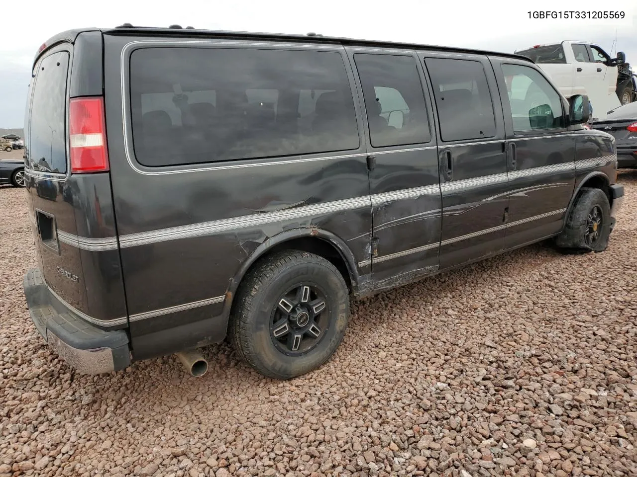 2003 Chevrolet Express G1500 VIN: 1GBFG15T331205569 Lot: 77476664