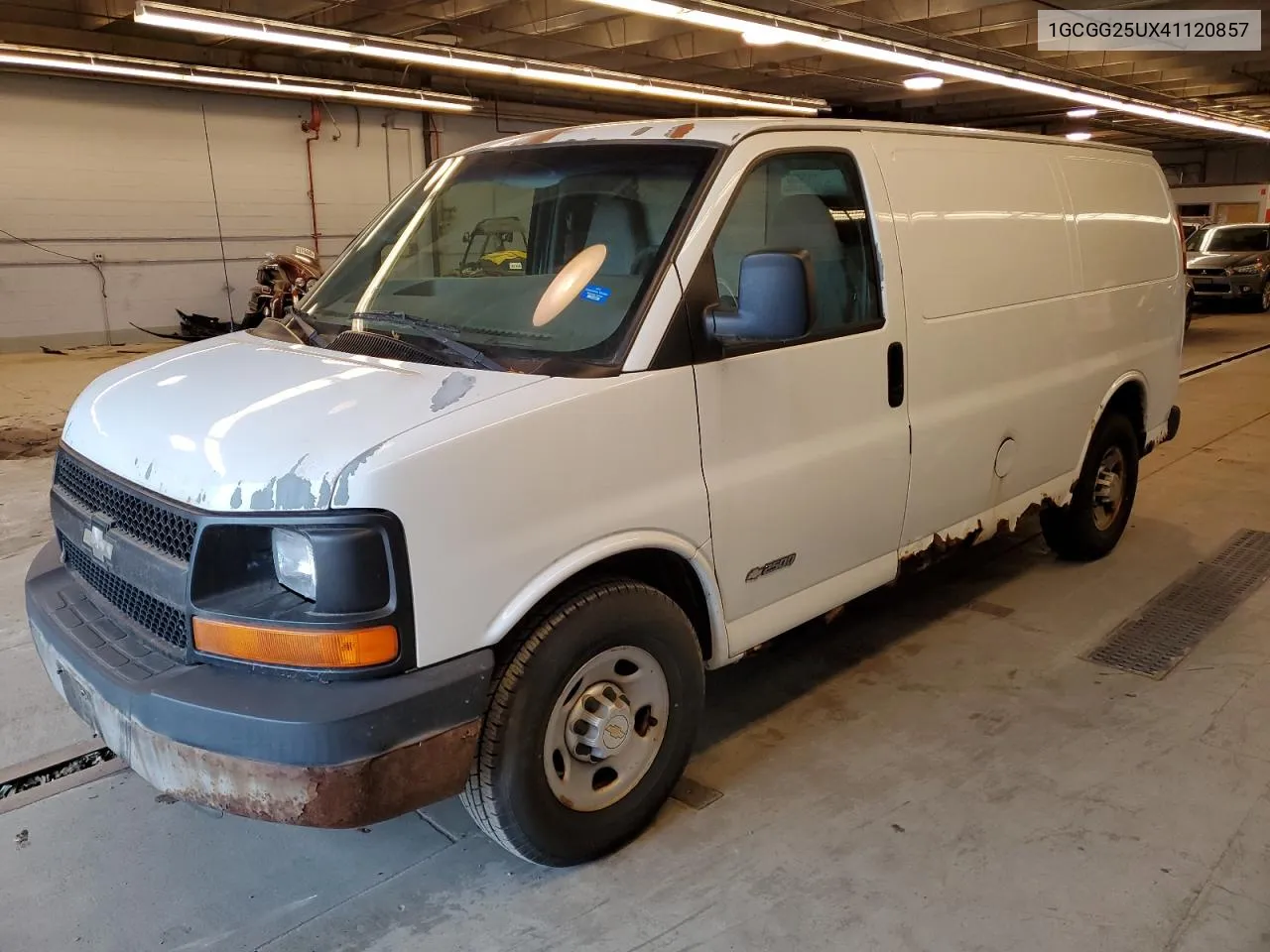 1GCGG25UX41120857 2004 Chevrolet Express G2500