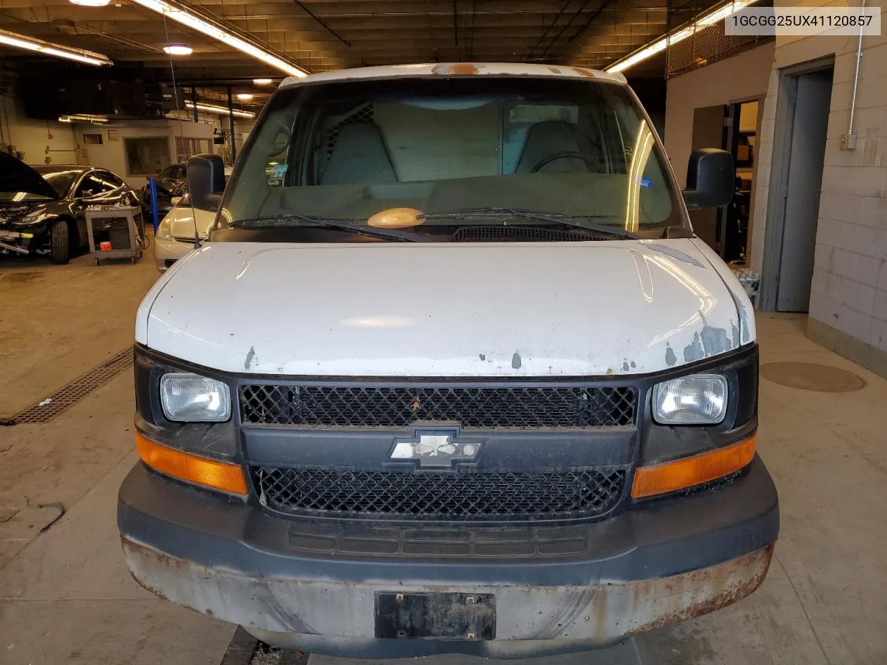 1GCGG25UX41120857 2004 Chevrolet Express G2500