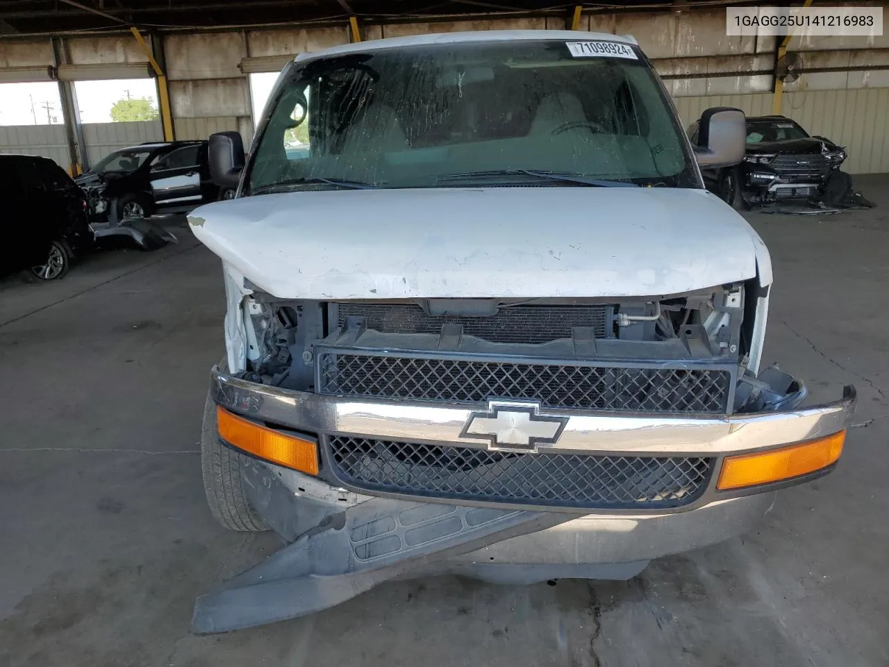 1GAGG25U141216983 2004 Chevrolet Express G2500