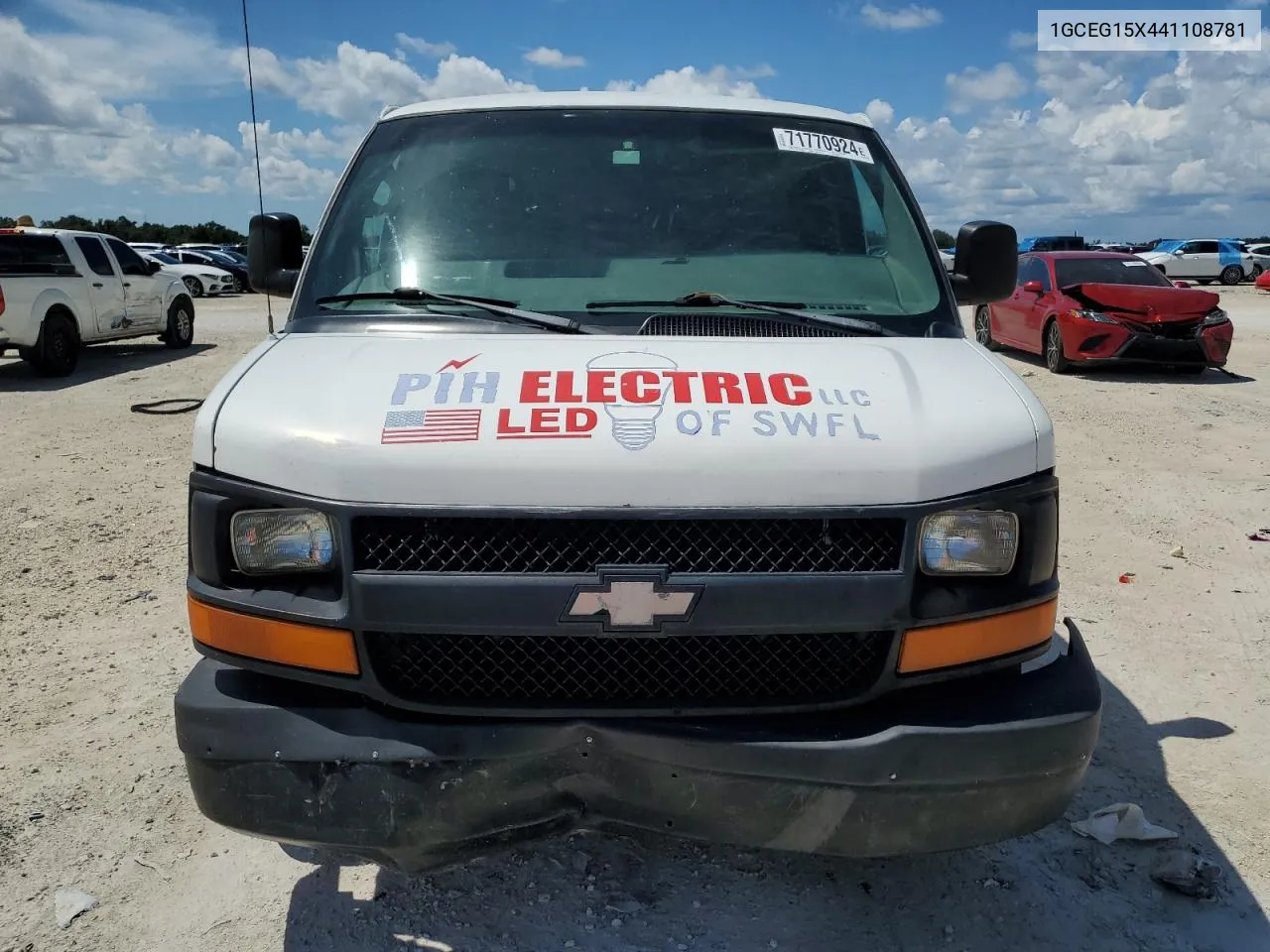 2004 Chevrolet Express G1500 VIN: 1GCEG15X441108781 Lot: 71770924