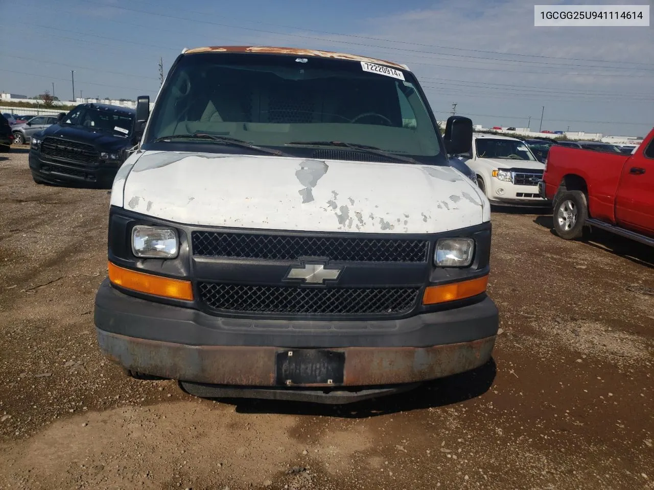 2004 Chevrolet Express G2500 VIN: 1GCGG25U941114614 Lot: 72220914