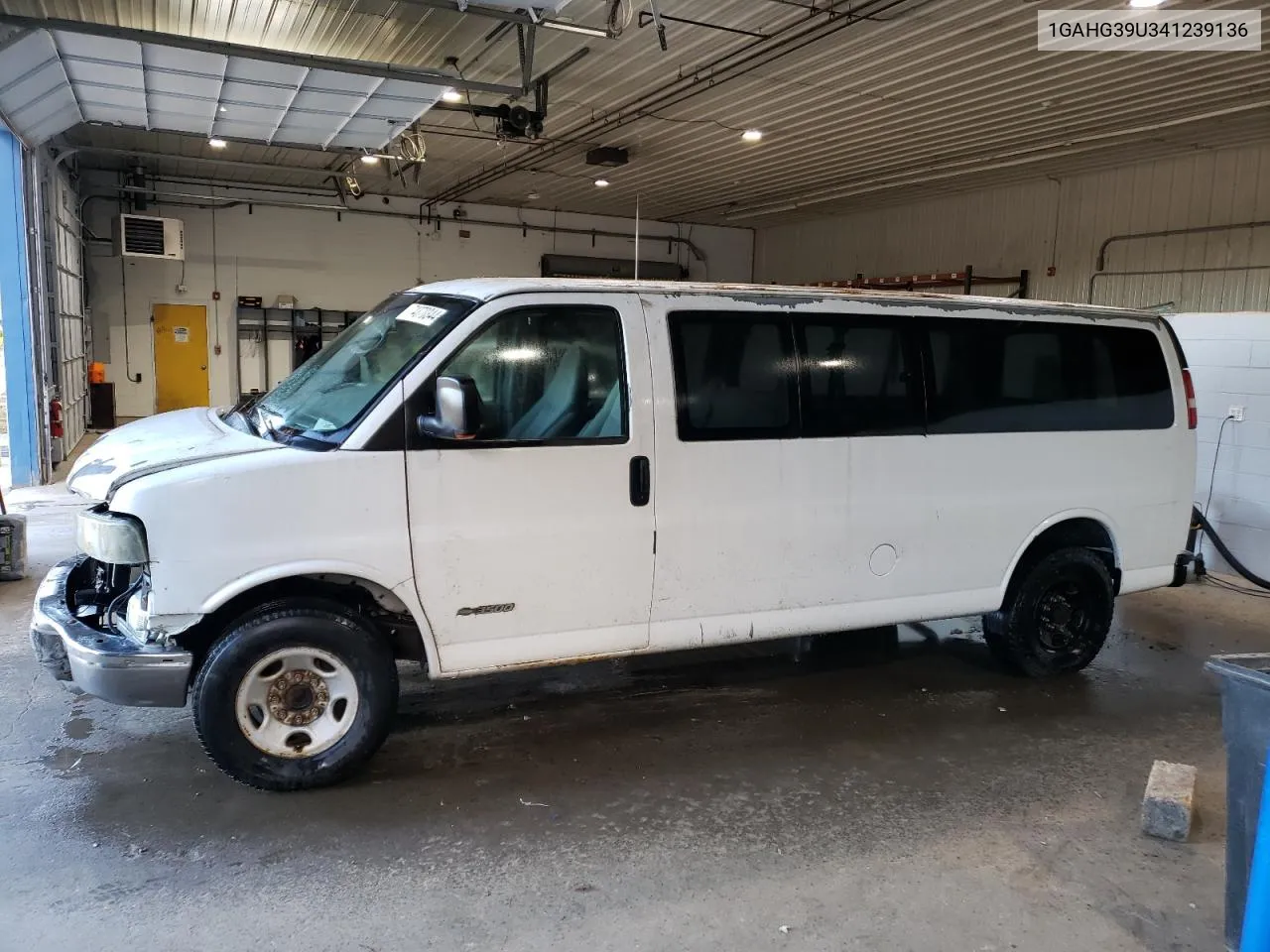 1GAHG39U341239136 2004 Chevrolet Express G3500