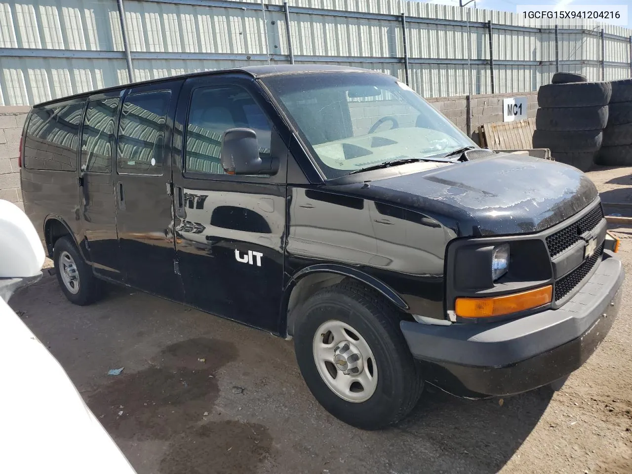 2004 Chevrolet Express G1500 VIN: 1GCFG15X941204216 Lot: 75060994