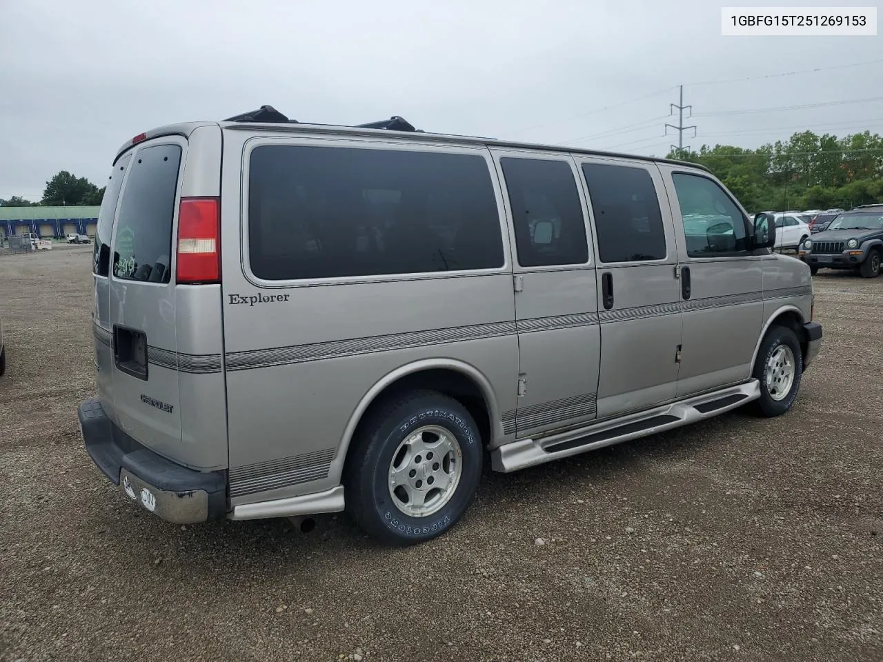 1GBFG15T251269153 2005 Chevrolet Express G1500