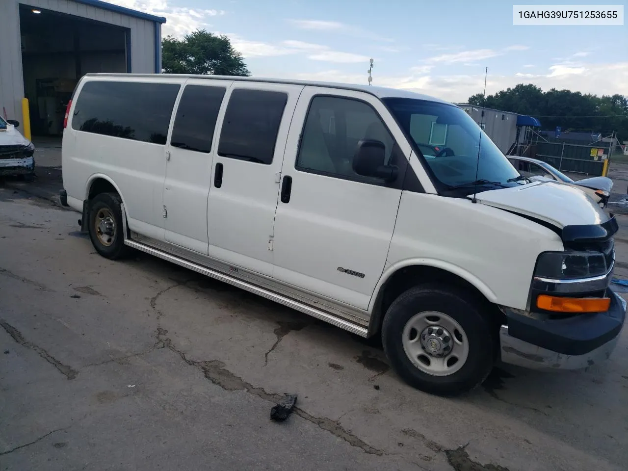 1GAHG39U751253655 2005 Chevrolet Express G3500