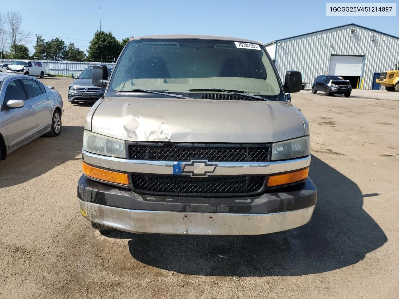 2005 Chevrolet Express G2500 VIN: 1GCGG25V451214887 Lot: 70295204