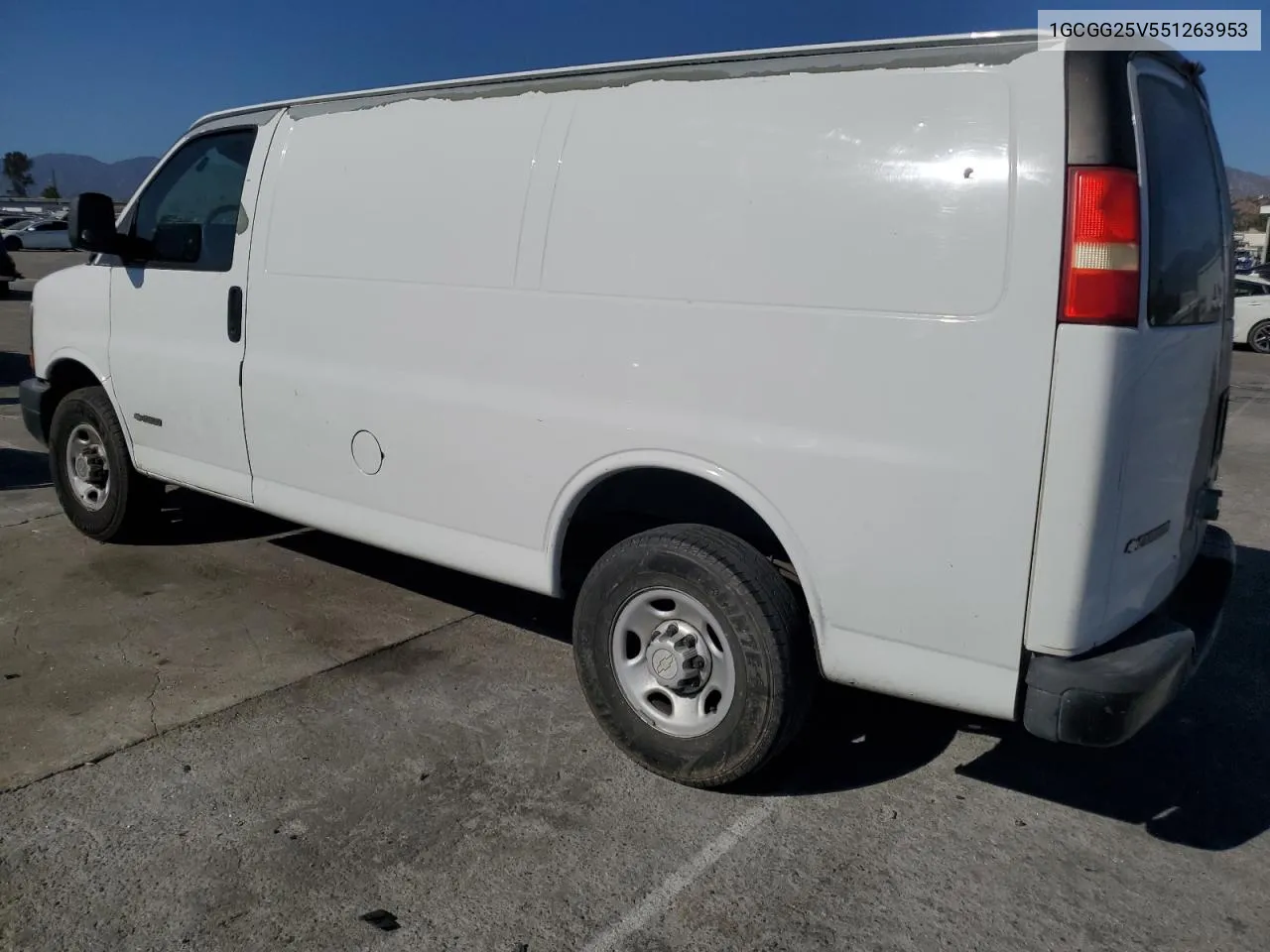 2005 Chevrolet Express G2500 VIN: 1GCGG25V551263953 Lot: 70985904