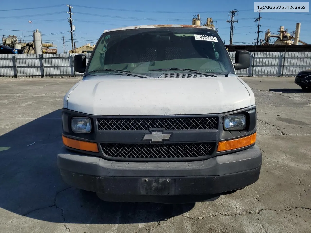 2005 Chevrolet Express G2500 VIN: 1GCGG25V551263953 Lot: 70985904