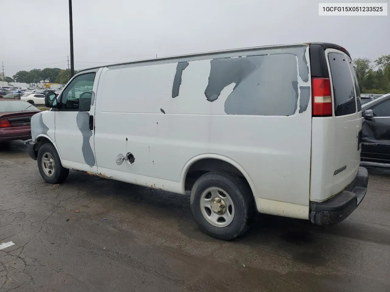 2005 Chevrolet Express G1500 VIN: 1GCFG15X051233525 Lot: 72901484