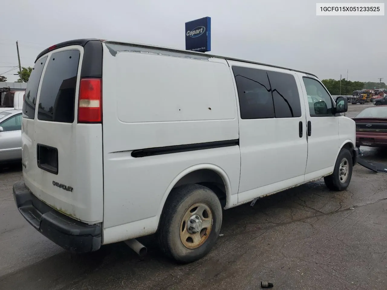 2005 Chevrolet Express G1500 VIN: 1GCFG15X051233525 Lot: 72901484