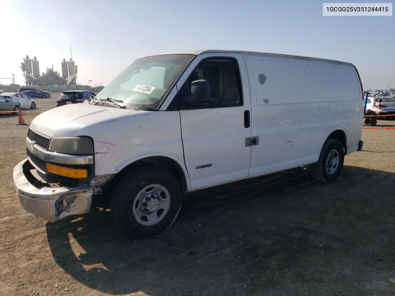 2005 Chevrolet Express G2500 VIN: 1GCGG25V351244415 Lot: 74012234